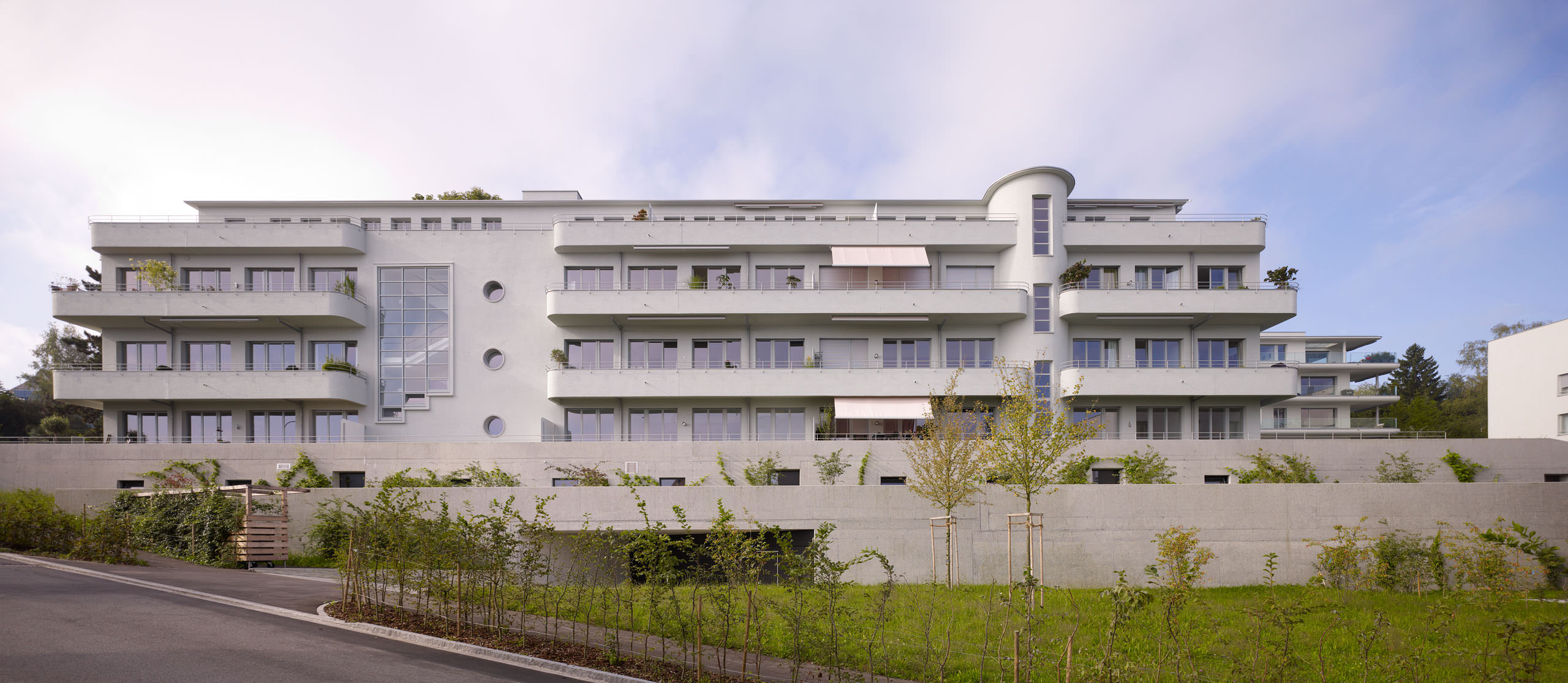 E11352 Alpa 029718p j2560